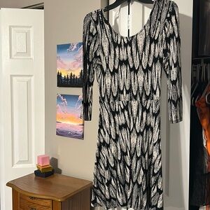 Express feather print rayon dress